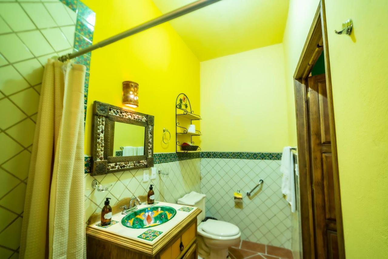 La Casona Chapala Hotel Luaran gambar
